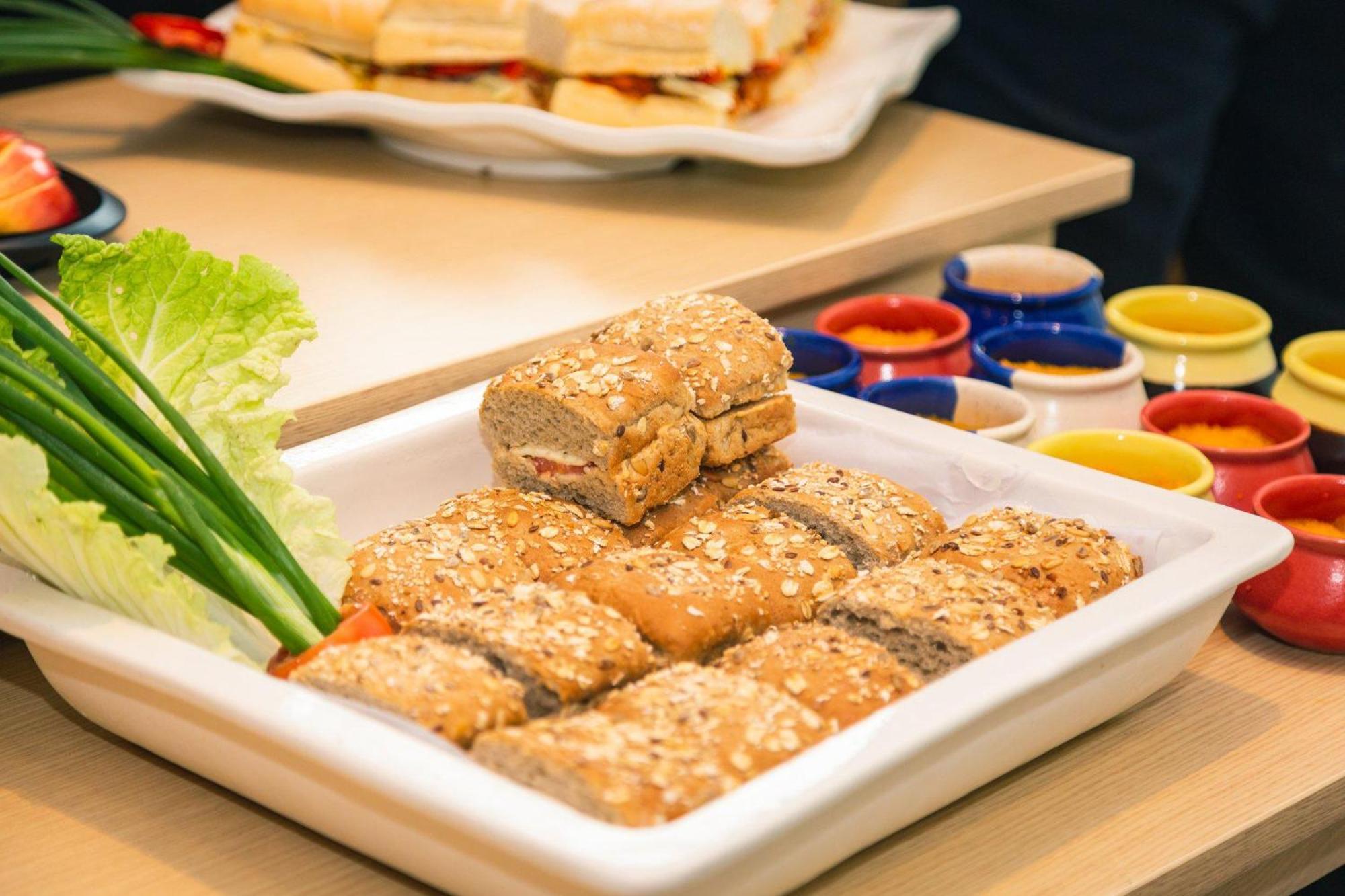 Holiday Inn Express Greater Noida Knowledge Park By Ihg エクステリア 写真